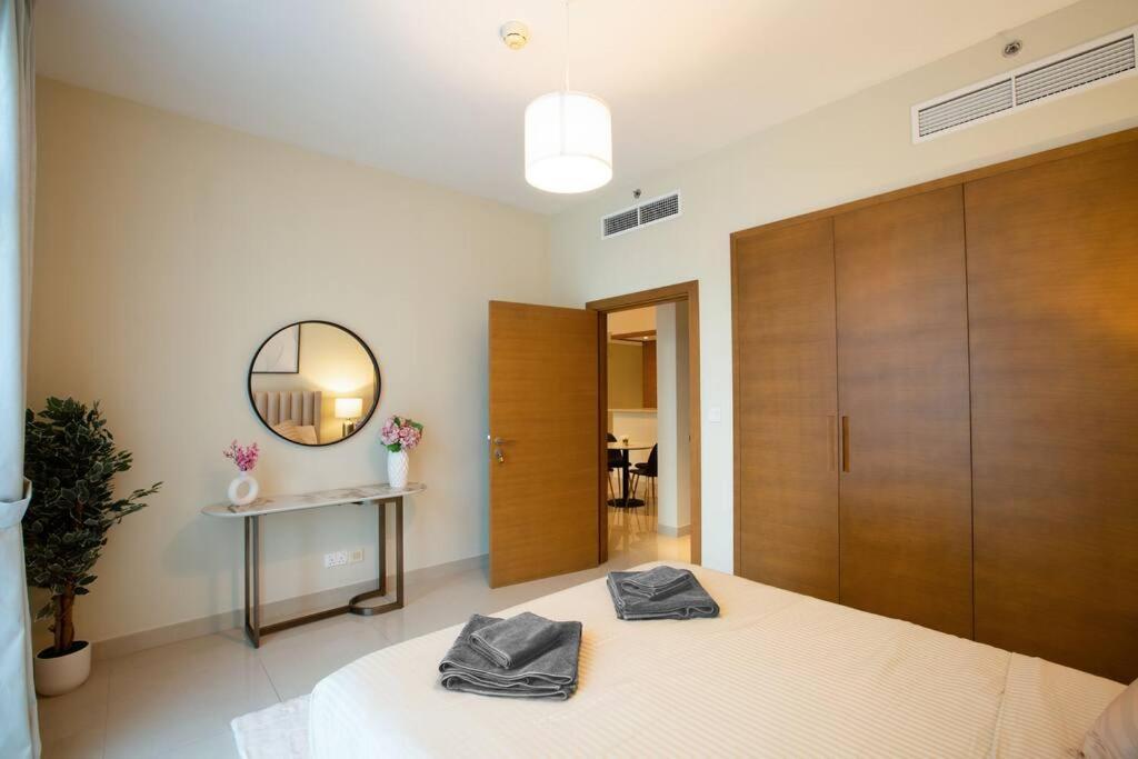 Lux 1Br 2 Min To Burj Khalifa Apartment Дубай Екстериор снимка
