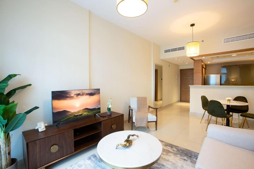 Lux 1Br 2 Min To Burj Khalifa Apartment Дубай Екстериор снимка