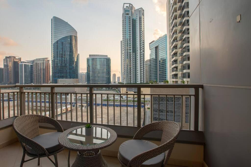 Lux 1Br 2 Min To Burj Khalifa Apartment Дубай Екстериор снимка